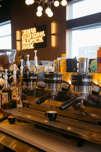 Plymouth Roast espresso machine detail